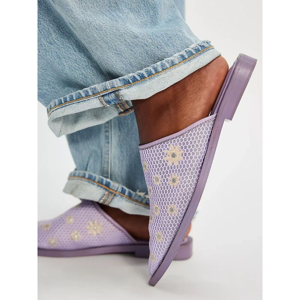 Free People Shoes Womens Sz 6 Becky Daisy Mules Embroidered Flowers Flat Mules